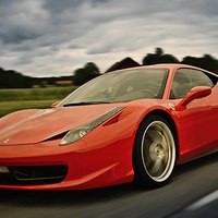 Kör Ferrari / Lamborghini 8 km