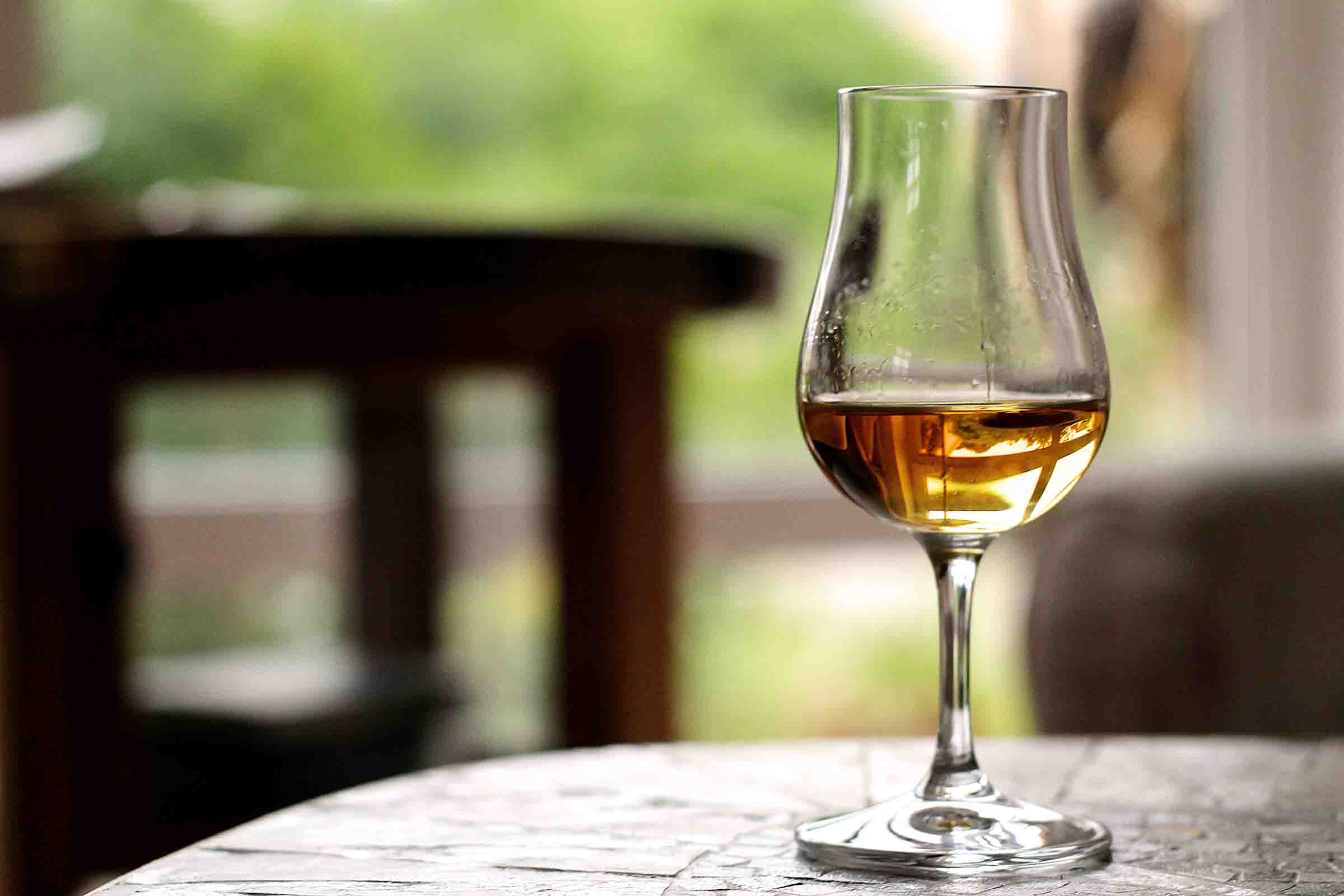 Whiskeyprovning: En smakupplevelse av en av världens mest populära spritsorter