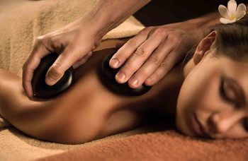 Massagekurs med Heta Stenar för två