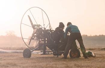 Flyg Paramotor