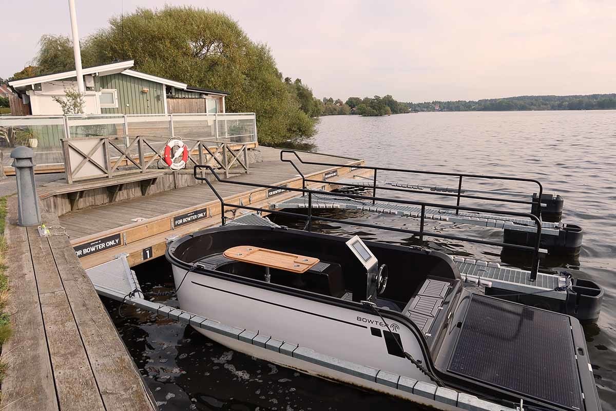 Privat sightseeing i elbåt i Västervik